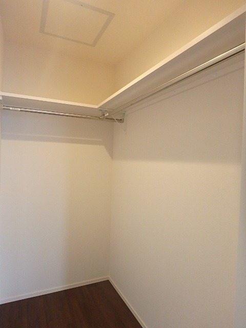 ��ʌ��������܎s�k����i���R���ڂ̃}���V�����̎��[