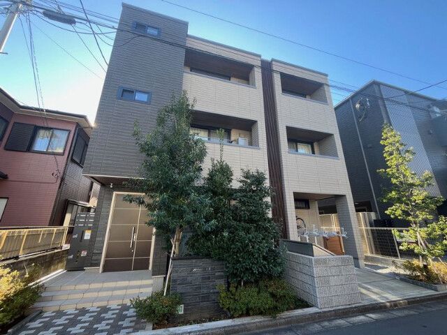 埼玉県さいたま市大宮区大成町１丁目58-2のマンションの建物外観