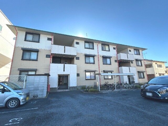 ��ʌ��������܎s�k��g�쒬�P����37-20�̃A�p�[�g�̌����O��