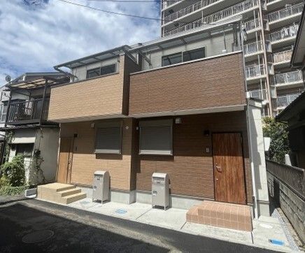 ��ʌ�����s�����J�{���P���ڂ̃A�p�[�g�̌����O��