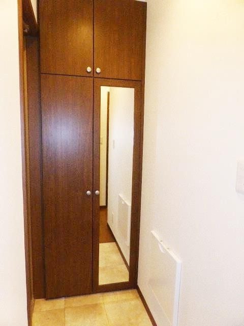 ��ʌ��z�J�s���C�N�^�E���P���ڂ̃A�p�[�g�̌���