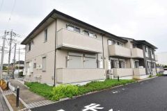 ��ʌ��������܎s�k��{����141-1�̃A�p�[�g�̌����O��