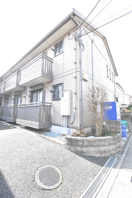 ��ʌ��������܎s�����擌��{�S����67-2�̃A�p�[�g�̌����O��