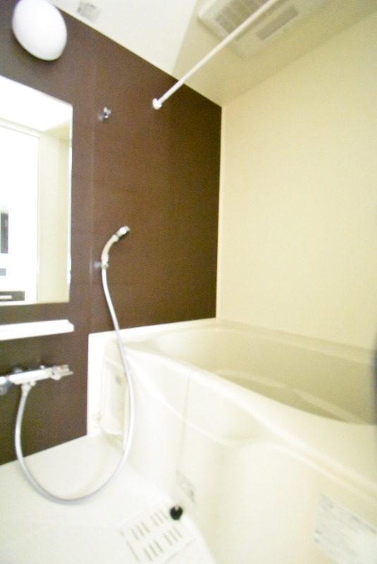 ��ʌ��������܎s������厚���V��̃A�p�[�g�̃o�X