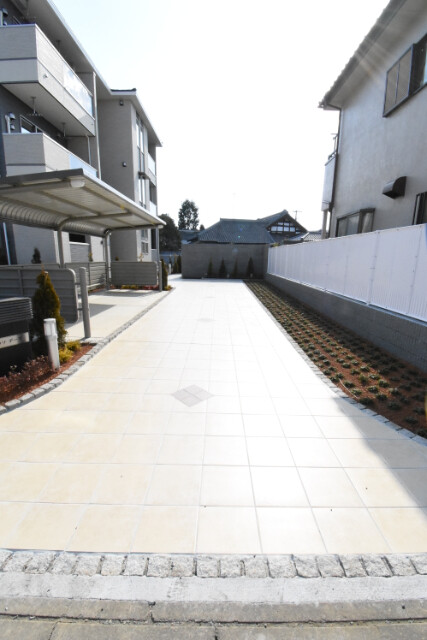 ��ʌ��������܎s������厚���V��̃A�p�[�g�̃G���g�����X