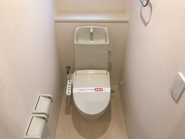 ��ʌ�����s�厚���L�˂̃A�p�[�g�̃g�C��