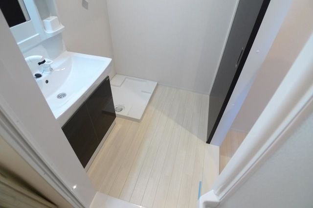 ��ʌ�����s�厚���L�˂̃A�p�[�g�̂��̑�