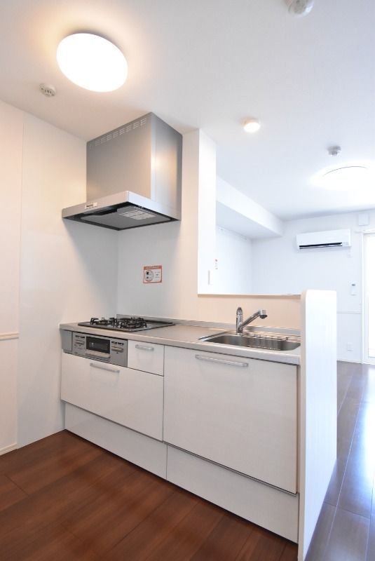 ��ʌ������s�������̃A�p�[�g�̃L�b�`��