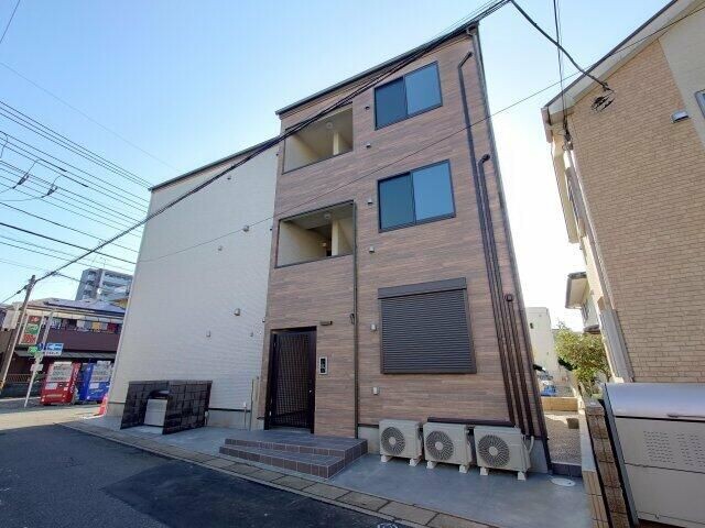 ��ʌ��������܎s��{��听���P���ڂ̃A�p�[�g�̃G���g�����X