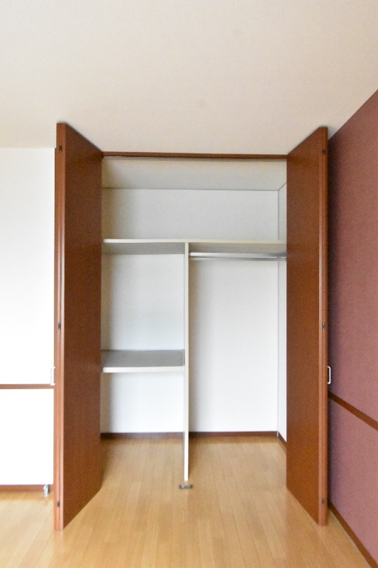 ��ʌ��������܎s�k�捡�H���̃A�p�[�g�̎��[