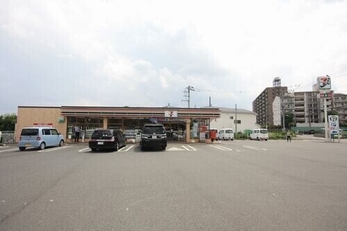 ��ʌ��������܎s�k�捡�H���̃A�p�[�g�̎���