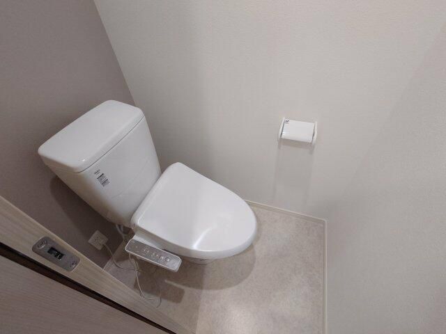 ��ʌ��������܎s��{��听���P���ڂ̃A�p�[�g�̃g�C��