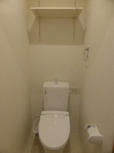 ��ʌ�����s�����Q���ڂ̃A�p�[�g�̃g�C��