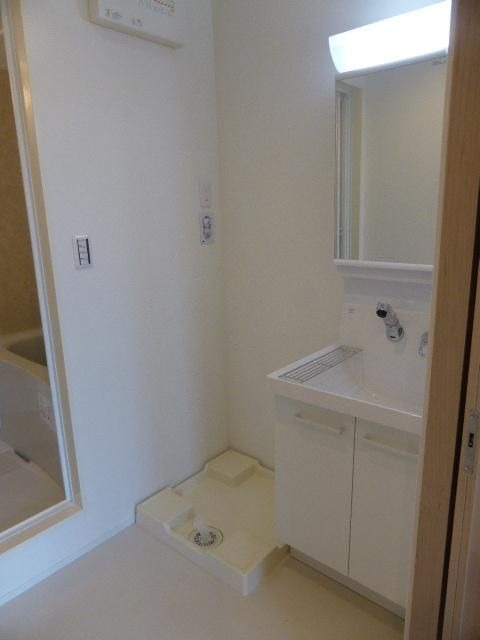 ��ʌ�����s�����Q���ڂ̃A�p�[�g�̐��ʏ�