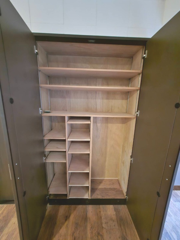 ��ʌ��������܎s��{��g�~���Q���ڂ̃}���V�����̎��[