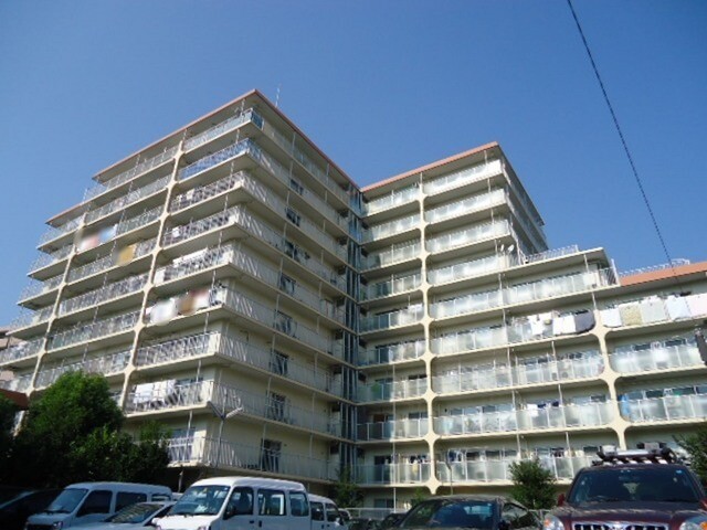 ��ʌ��������܎s��{��g�~���Q���ڂ̃}���V�����̌����O��