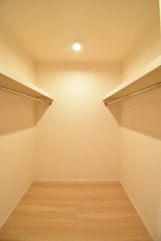 ��ʌ��������܎s�k��y�C���Q���ڂ̃A�p�[�g�̎��[