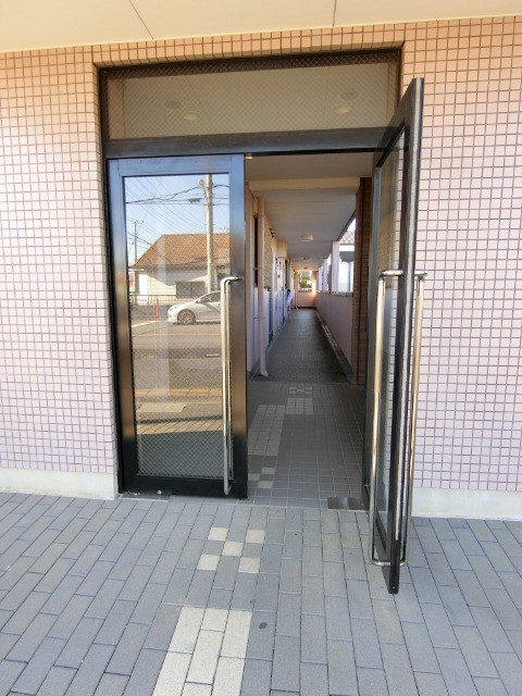 ��ʌ�����s����U���ڂ̃}���V�����̃G���g�����X