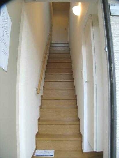 ��ʌ��������܎s�������J�Q���ڂ̃A�p�[�g�̌���