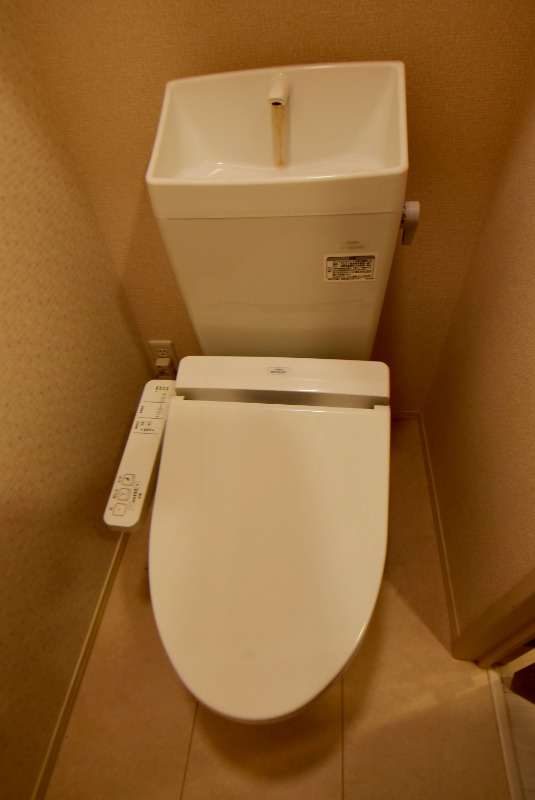 ��ʌ�����s�����P���ڂ̃A�p�[�g�̃g�C��