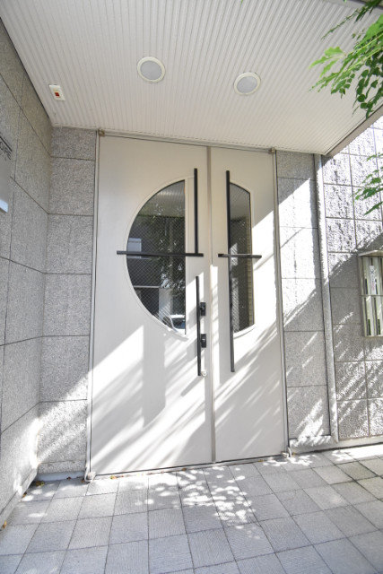 ��ʌ��������܎s��{��听���P���ڂ̃}���V�����̃G���g�����X