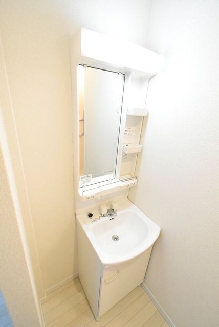 ��ʌ��������܎s�������a�c���P���ڂ̃A�p�[�g�̐��ʏ�