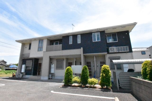 ��ʌ��������܎s�΋�厚����720-1�̃A�p�[�g�̌����O��