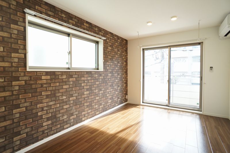 ��ʌ��������܎s��{��g�~���R���ڂ̃}���V�����̋����E���r���O