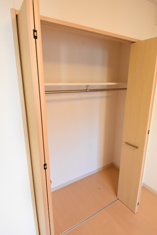 ��ʌ��������܎s��{��{���Q���ڂ̃}���V�����̎��[