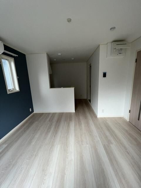 ��ʌ��������܎s��{��g�~���Q���ڂ̃A�p�[�g�̋��ԁE���r���O