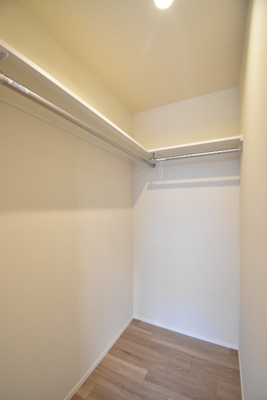 ��ʌ�����s�łS���ڂ̃}���V�����̎��[