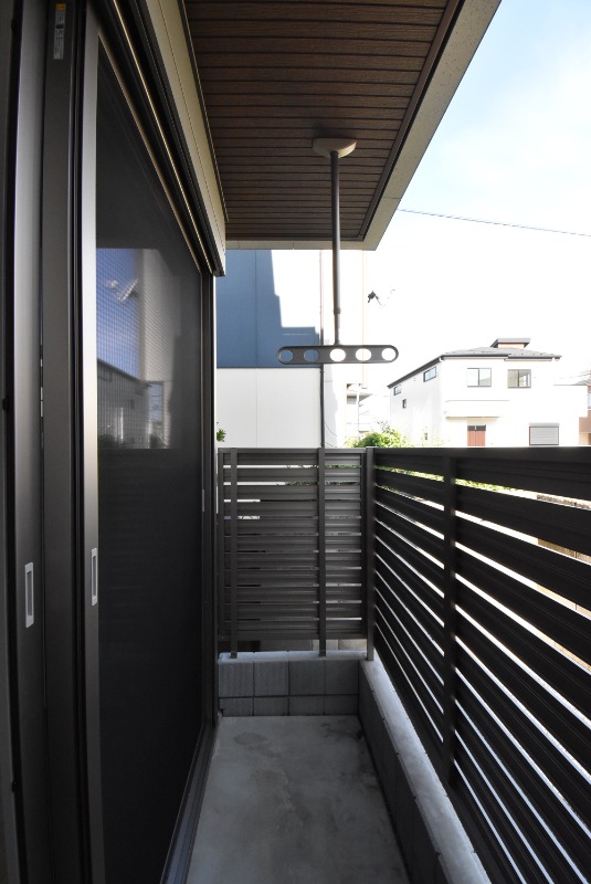 ��ʌ�����s�łS���ڂ̃}���V�����̃o���R�j�[