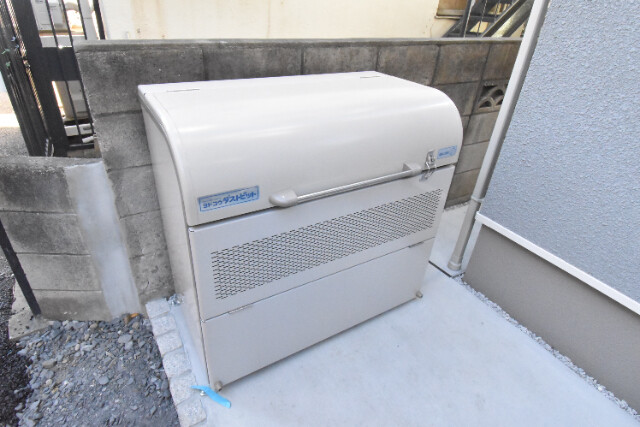 ��ʌ��������܎s��{��g�~���Q���ڂ̃A�p�[�g�̂��̑�