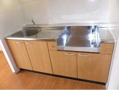 ��ʌ�����s�厚�ΐ_�̃A�p�[�g�̃L�b�`��