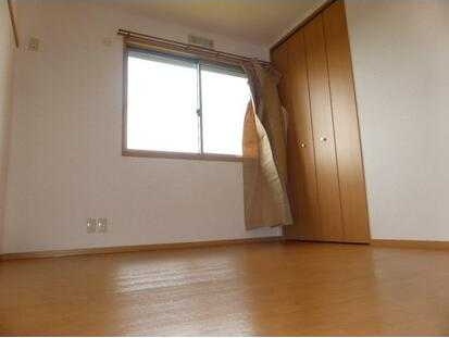 ��ʌ�����s�厚�ΐ_�̃A�p�[�g�̂��̑������E�X�y�[�X