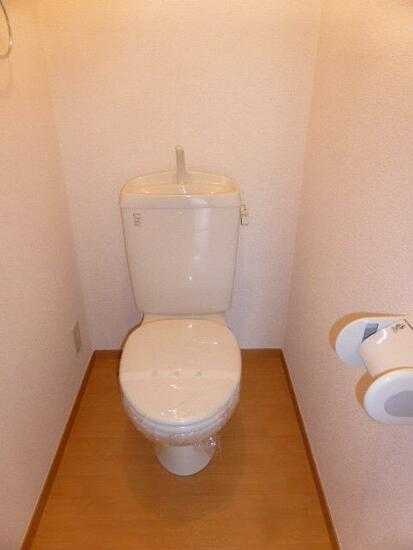 ��ʌ�����s�厚�ΐ_�̃A�p�[�g�̃g�C��