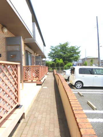 ��ʌ�����s�厚�ΐ_�̃A�p�[�g�̃G���g�����X