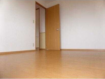 ��ʌ�����s�厚�ΐ_�̃A�p�[�g�̂��̑�