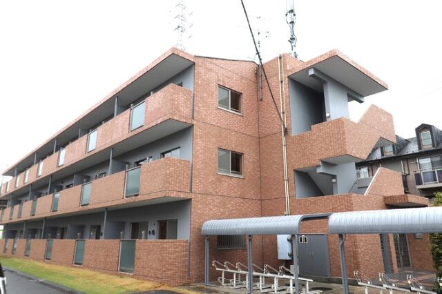 ��ʌ��z�J�s���]���R���ڂ̃A�p�[�g�̌����O��