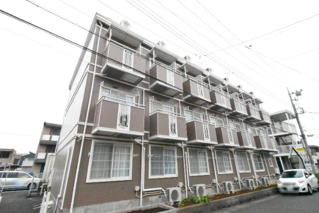 ��ʌ��z�J�s�k�z�J�R���ڂ̃}���V�����̌����O��