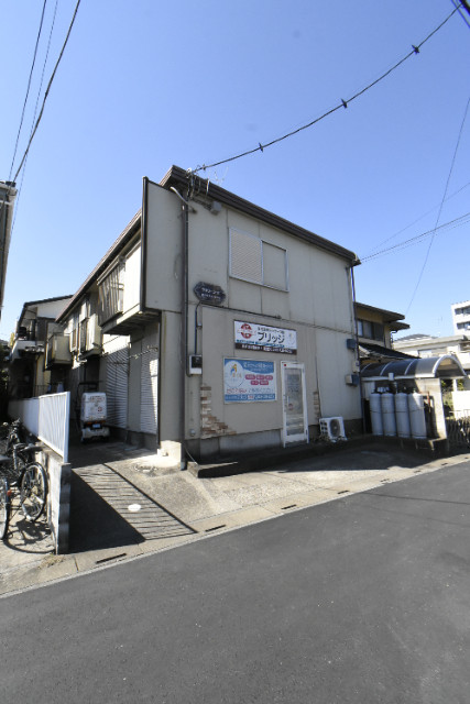 ��ʌ��@�c�s�@�c�P���ڂ̃A�p�[�g�̌����O��