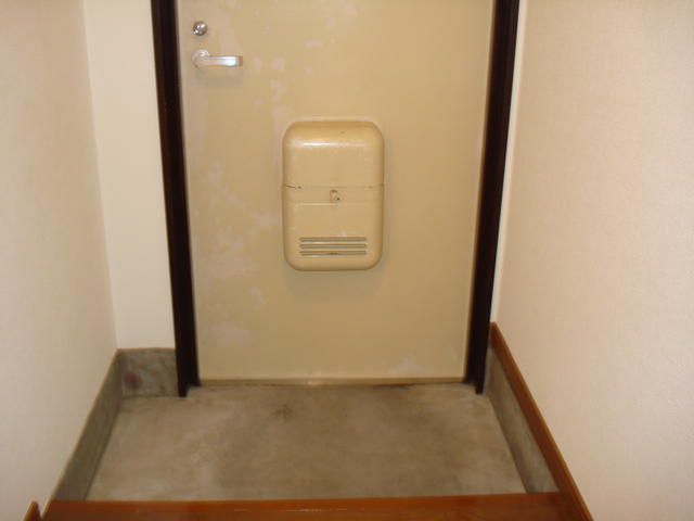 ��ʌ������s�����Q���ڂ̃}���V�����̌���