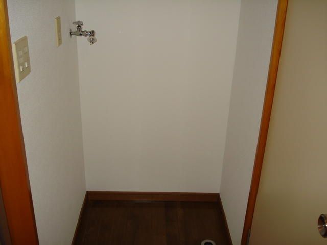 ��ʌ������s�����Q���ڂ̃}���V�����̂��̑�