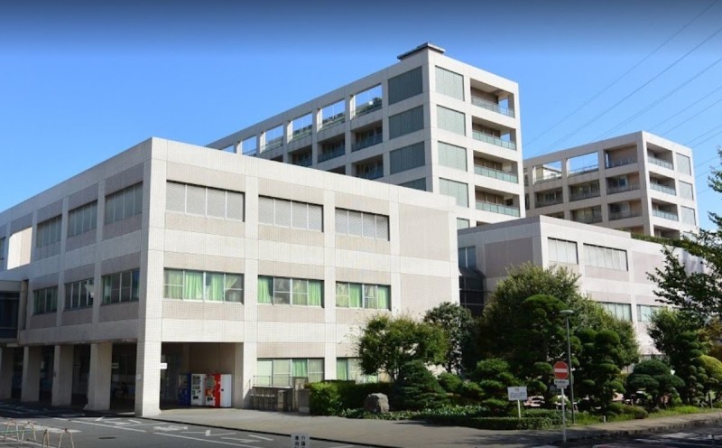 ��ʌ�����s�����R���ڂ̃A�p�[�g�̎���