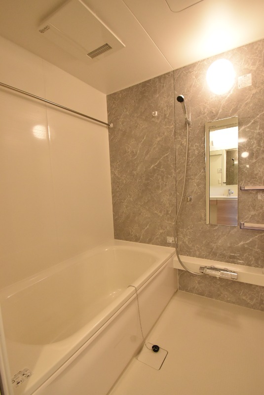 ��ʌ��z�J�s�z���J�P���ڂ̃A�p�[�g�̃o�X