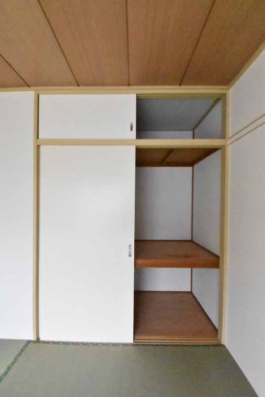 ��ʌ�����s���ԂP���ڂ̃A�p�[�g�̎��[