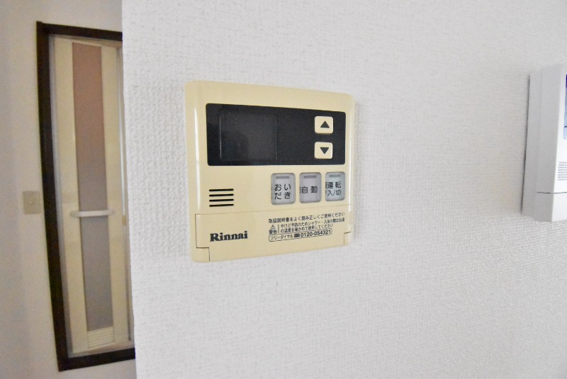 ��ʌ�����s���ԂP���ڂ̃A�p�[�g�̂��̑��ݔ�