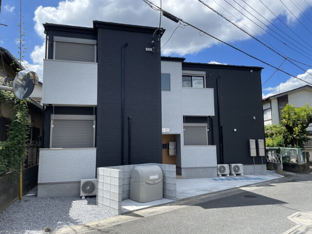 ��ʌ��������܎s�������a�c���Q���ڂ̃A�p�[�g�̌����O��