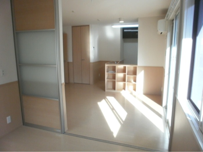 ��ʌ��������܎s������厚�@���̃A�p�[�g�̋��ԁE���r���O