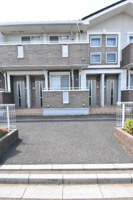 ��ʌ��������܎s�΋�厚�����̃A�p�[�g�̃G���g�����X